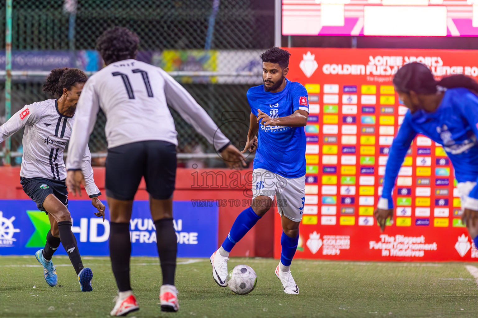 S Hithadhoo vs S Maradhoofeydhoo in Day 21 of Golden Futsal Challenge 2024 was held on Sunday , 4th February 2024 in Hulhumale', Maldives
Photos: Ismail Thoriq / images.mv