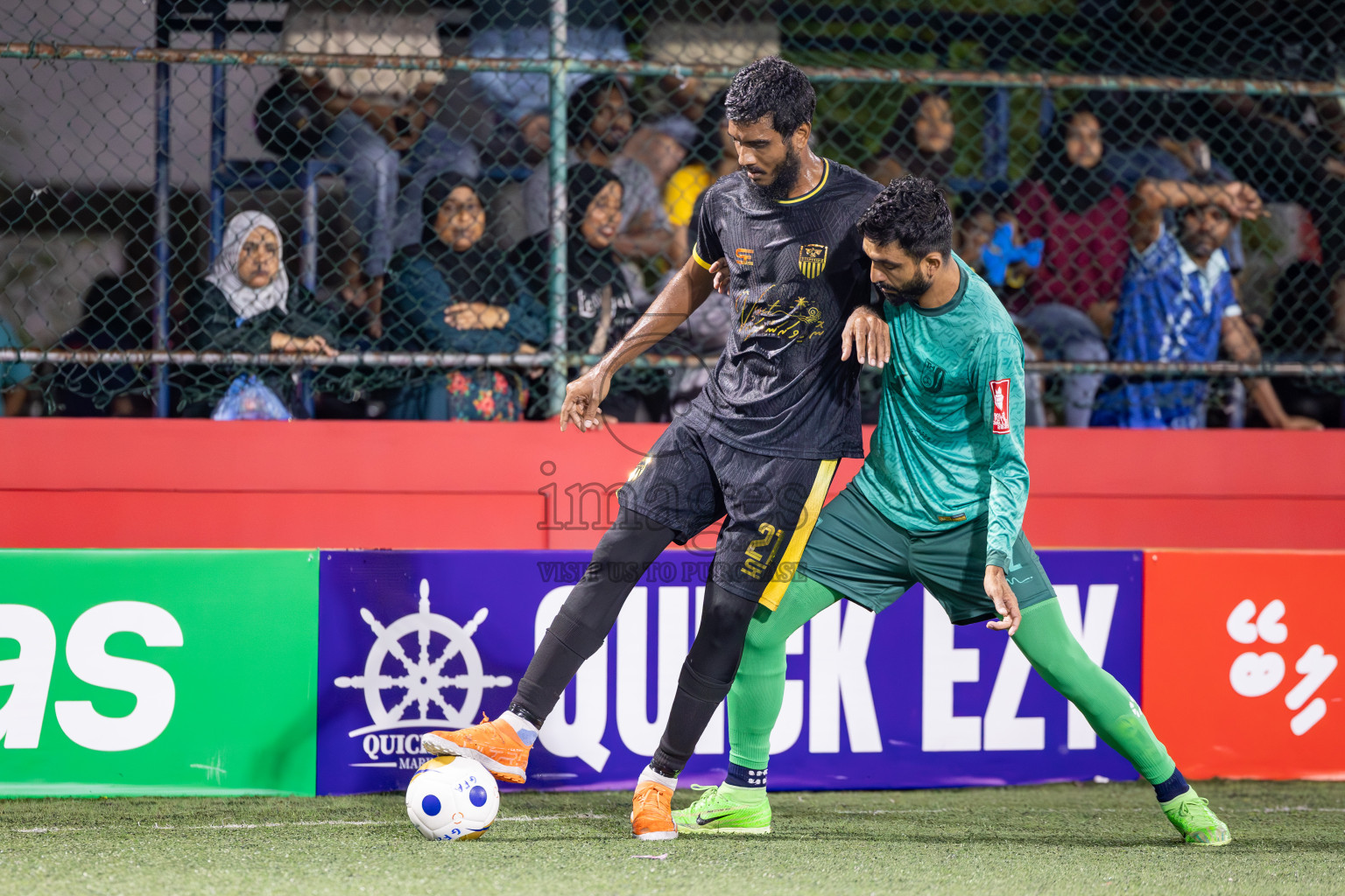 HDh Nolhivaranfaru vs HDh Hanimaadhoo in Day 9 of Golden Futsal Challenge 2025 was held on Monday, 13th January 2025, in Hulhumale', Maldives
Photos: Ismail Thoriq / images.mv
