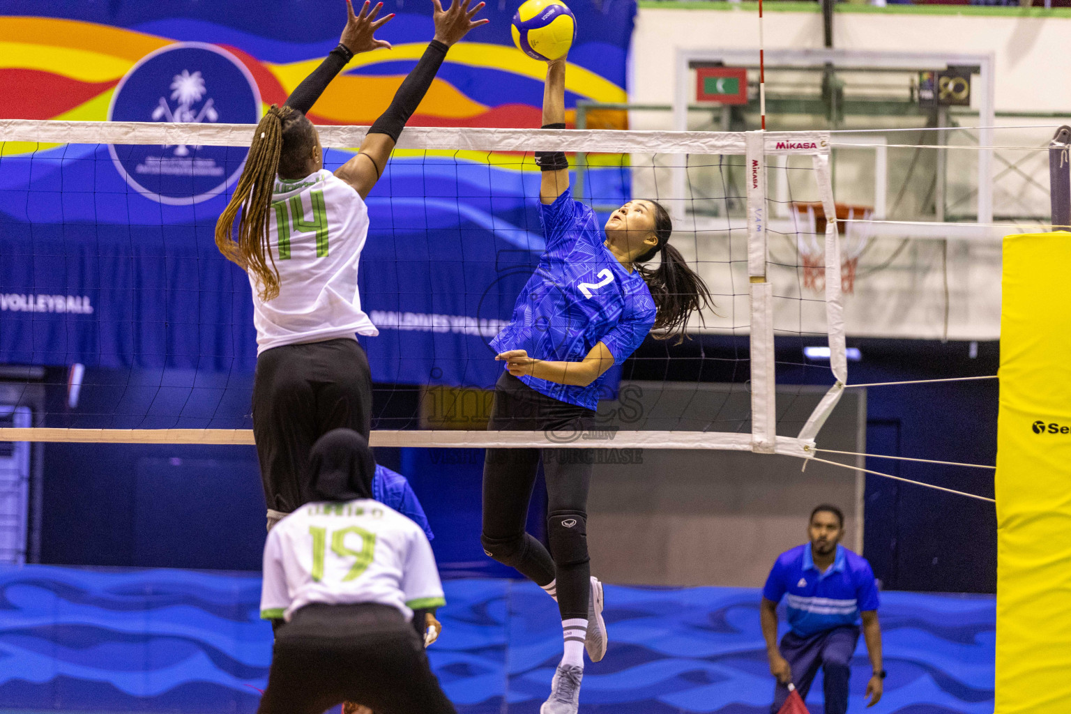 Final of Women's Division of Volleyball Association Cup 2023 held in Male', Maldives on Monday, 25th December 2023 at Social Center Indoor Hall Photos By: Nausham Waheed /images.mv