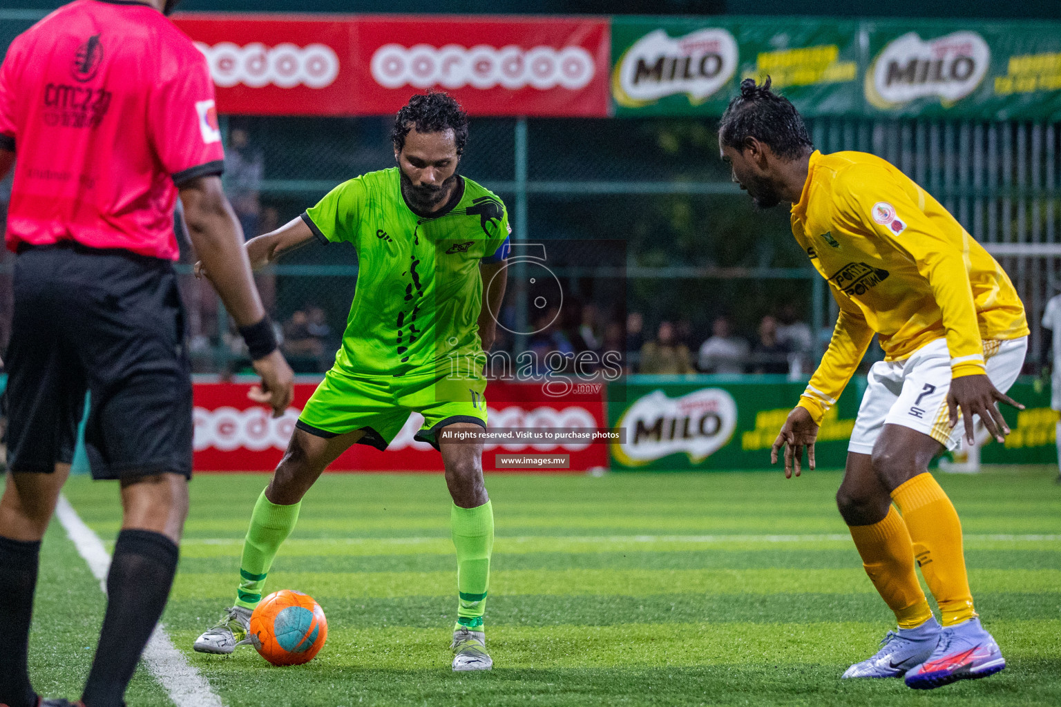 Club Maldives 2021 Round of 16 (Day 1) held at Hulhumale;, on 8th December 2021 Photos: Ismail Thoriq / images.mv