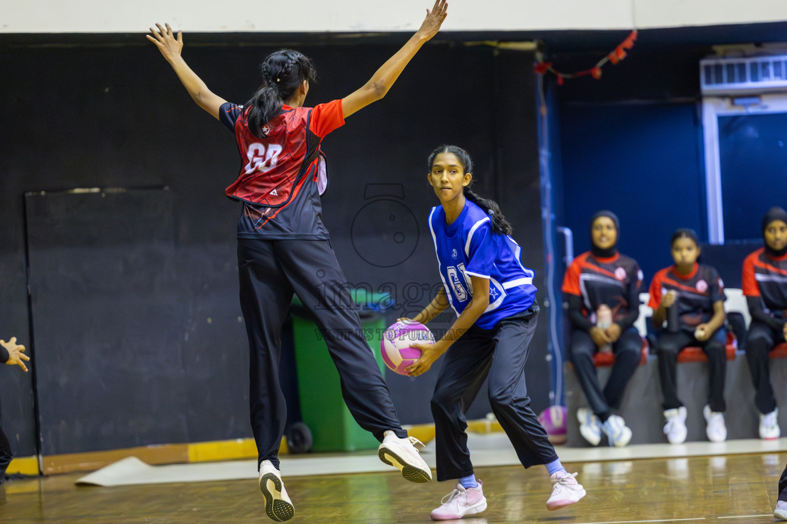 Day 5 of 26th Inter-School Netball Tournament 2025 was held in Social Center Indoor Hall on Wednesday, 22nd October 2025. Photos: Ismail Thoriq / images.mv