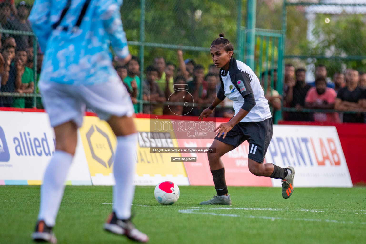 MPL vs DSC in Eighteen Thirty Women's Futsal Fiesta 2022 was held in Hulhumale', Maldives on Monday, 17th October 2022. Photos: Hassan Simah, Mohamed Mahfooz Moosa / images.mv