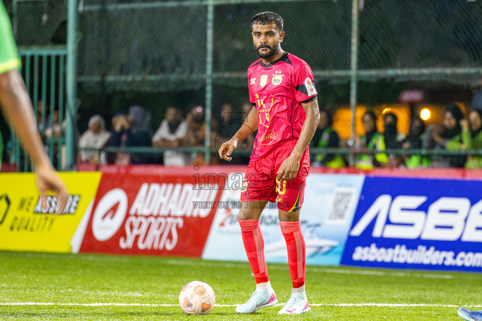 Club WAMCO vs Gas RC in Day 9 of Club Maldives Cup 2025 was held in Rehendhi Futsal Ground, Hulhumale', Maldives on Thursday, 9th October 2025. 
Photos: Ismail Thoriq / images.mv