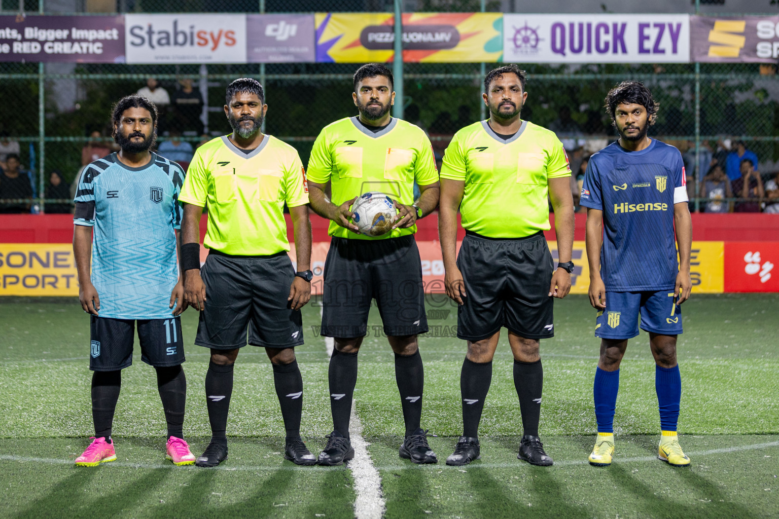 M Muli vs M Naalaafushi in Day 12 of Golden Futsal Challenge 2025 was held on Thursday, 16th January 2025, in Hulhumale', Maldives.
Photos: Hassan Simah / images.mv