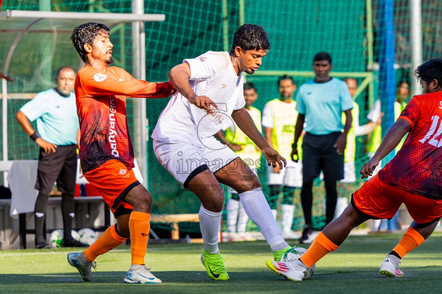 Ari Zone vs Dhaalu Zone in the Leg 1 of Resort Super League 2025 was held on Thursday, 3rd July 2025 in Conrad Maldives Rangali Island, Alif Dhaalu Atoll, Maldives. Photos: Nausham Waheed / images.mv