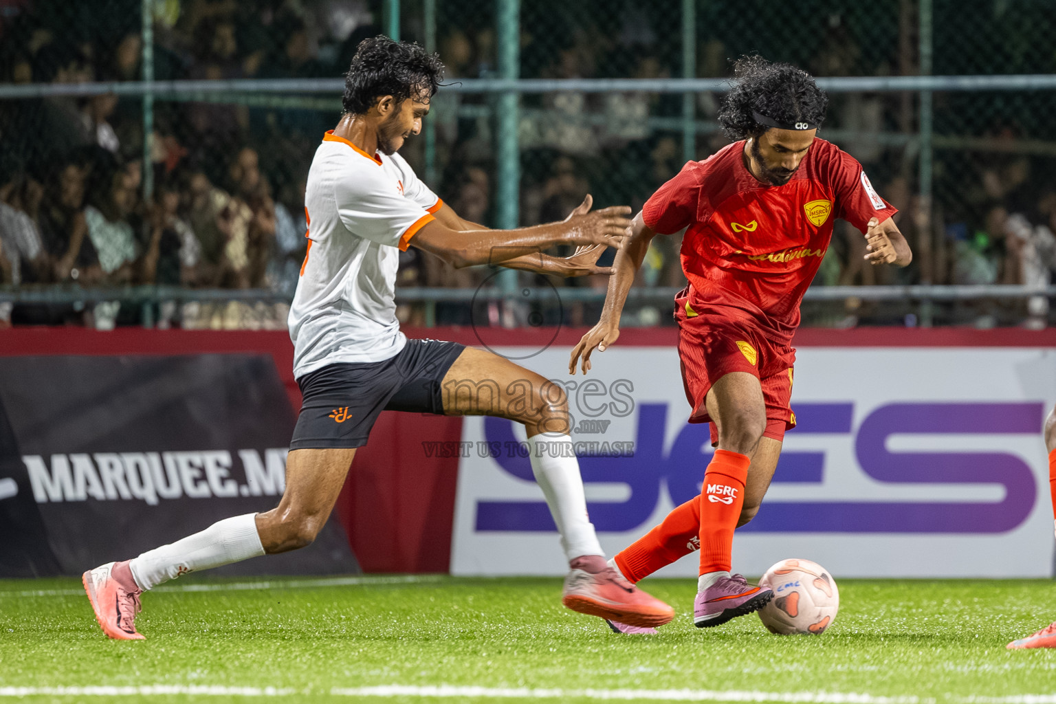 Maldivian RC vs Dhiraagu in Day 13 of Club Maldives Cup 2025 was held in Rehendhi Futsal Ground, Hulhumale', Maldives on Monday, 13th October 2025. 
Photos: Mohamed Mahfooz Moosa / images.mv