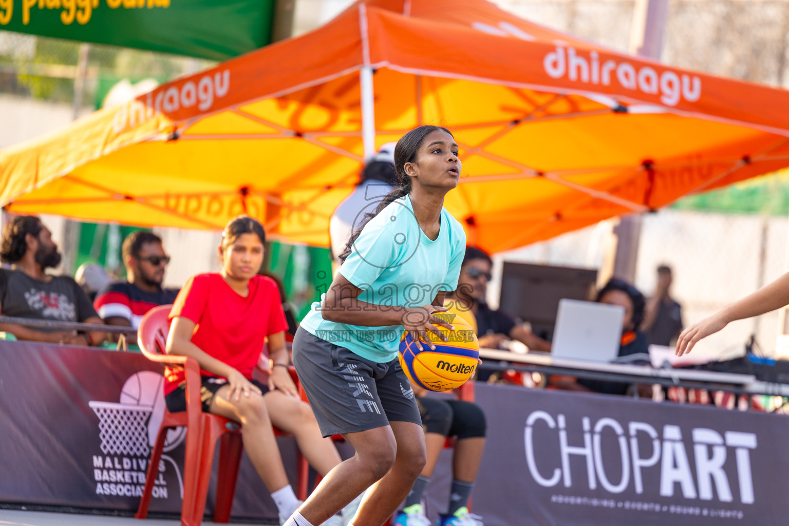 Day 2 of MILO Ramadan 3x3 Challenge 2024 was held in Ekuveni Outdoor Basketball Court at Male', Maldives on Wednesday, 13th March 2024.
Photos: Ismail Thoriq / images.mv