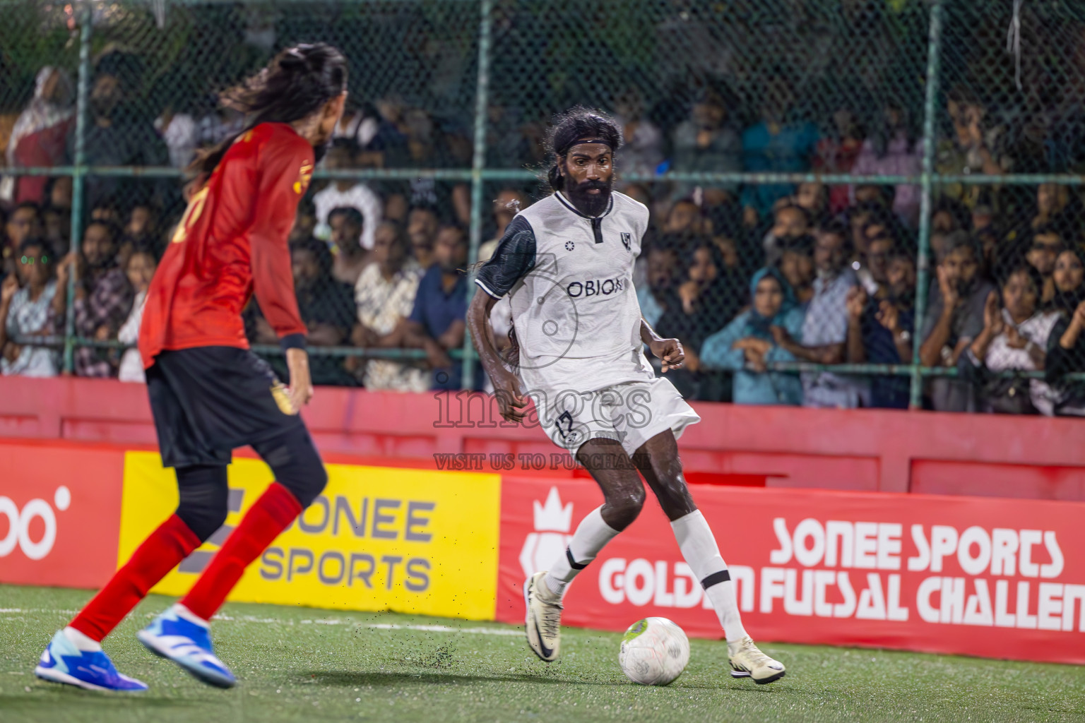 Vilimale vs L Gan in Semi Finals of Golden Futsal Challenge 2024 which was held on Friday, 1st March 2024, in Hulhumale', Maldives.
Photos: Ismail Thoriq / images.mv