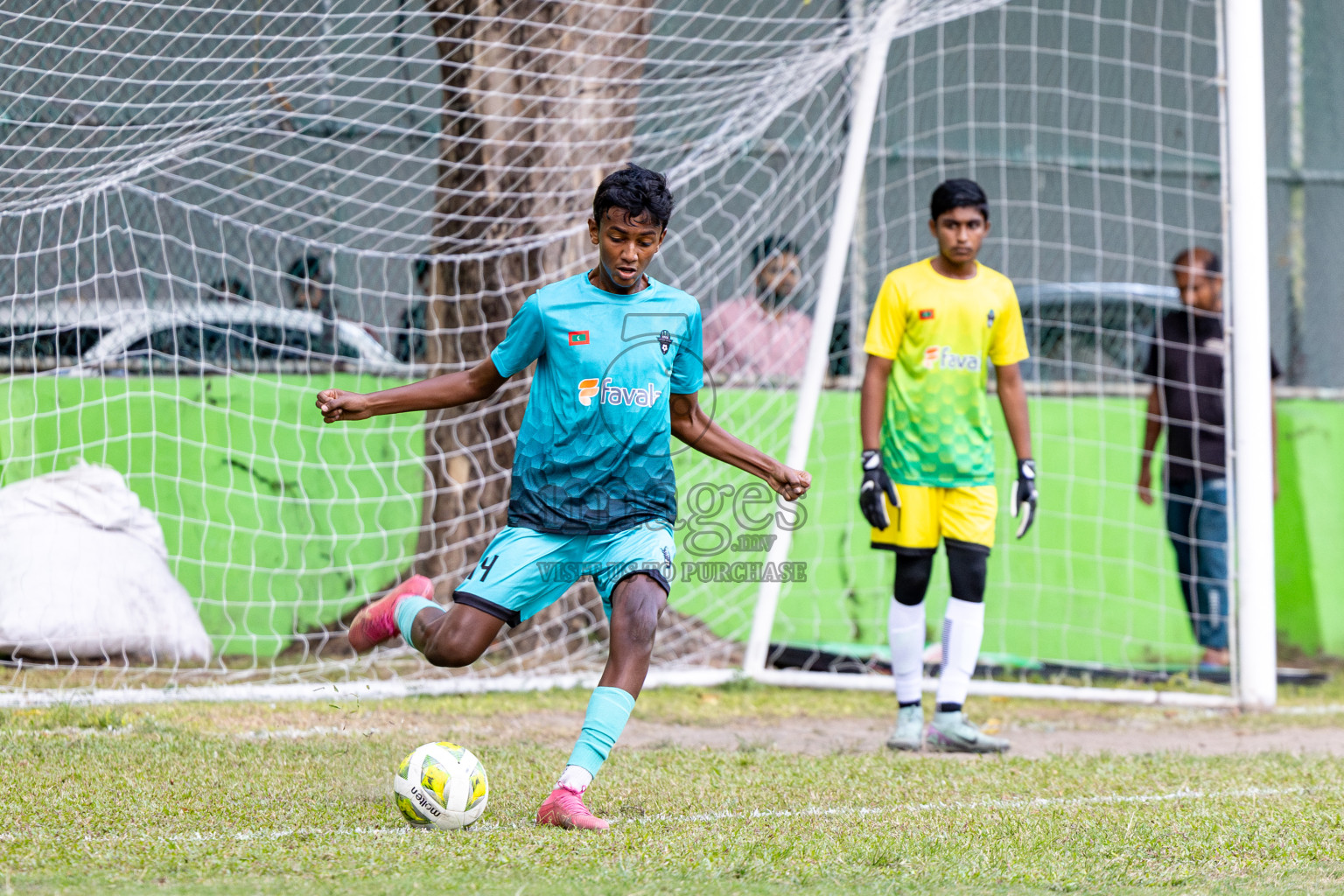 Day 2 of MILO Academy Championship 2024 held in Henveyru Stadium, Male', Maldives on Thursday, 1st November 2024. Photos:Hassan Simah / Images.mv