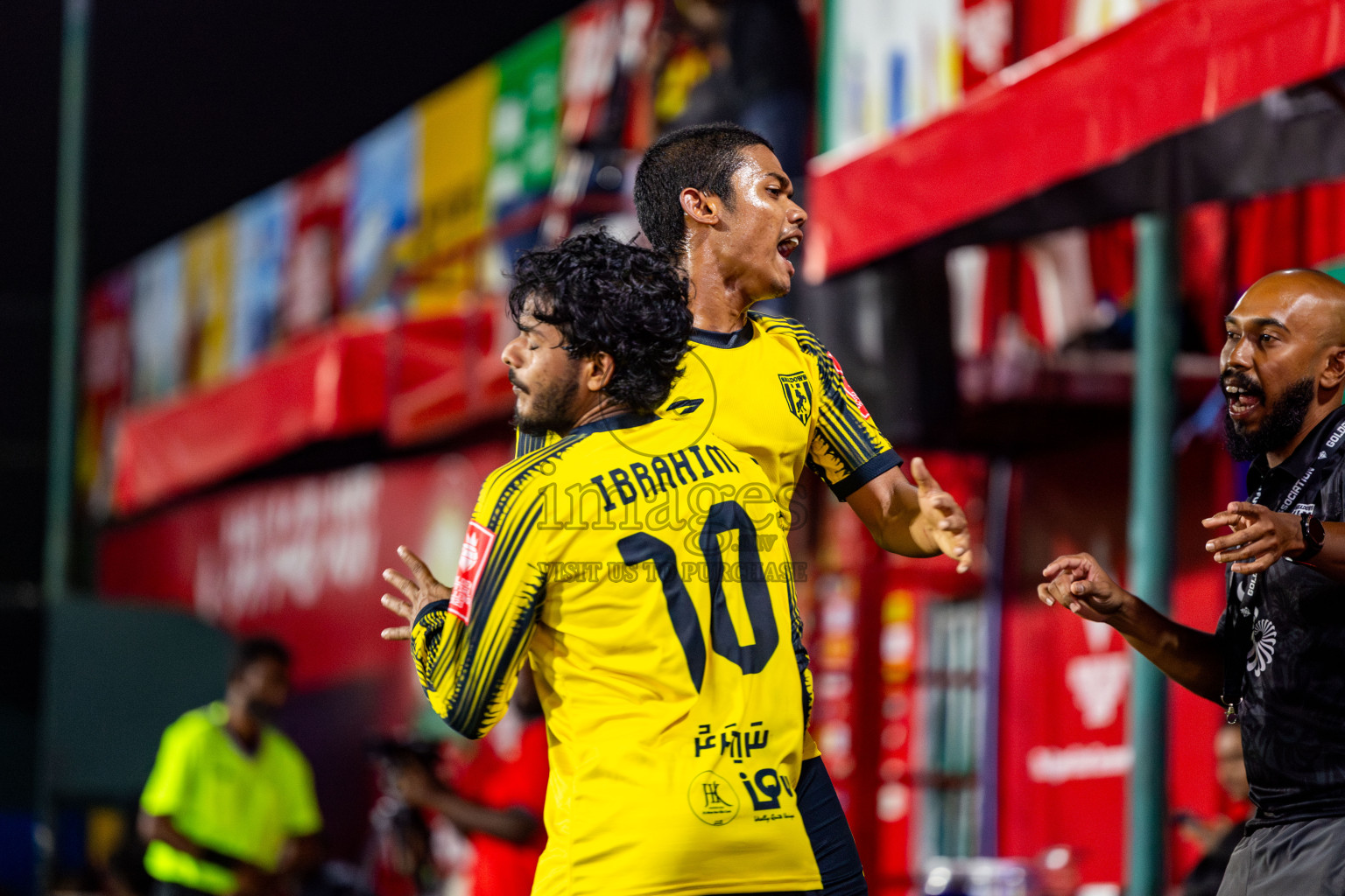 Lh Hinnavaru vs Lh Naifaru in Day 15 of Golden Futsal Challenge 2025 was held on Sunday, 19th January 2025, in Hulhumale', Maldives. Photos: Nausham Waheed / images.mv