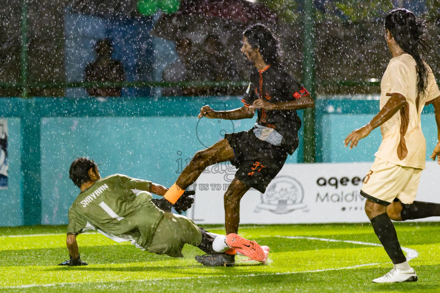 The Dee Ess Kay vs Dee Cee Jay Sc in Day 3 of Laamehi Dhiggaru Ekuveri Futsal Challenge 2025 was held on Saturday, 26th July 2025, at Dhiggaru Futsal Ground, Dhiggaru, Maldives Photos: Areef Adam / images.mv