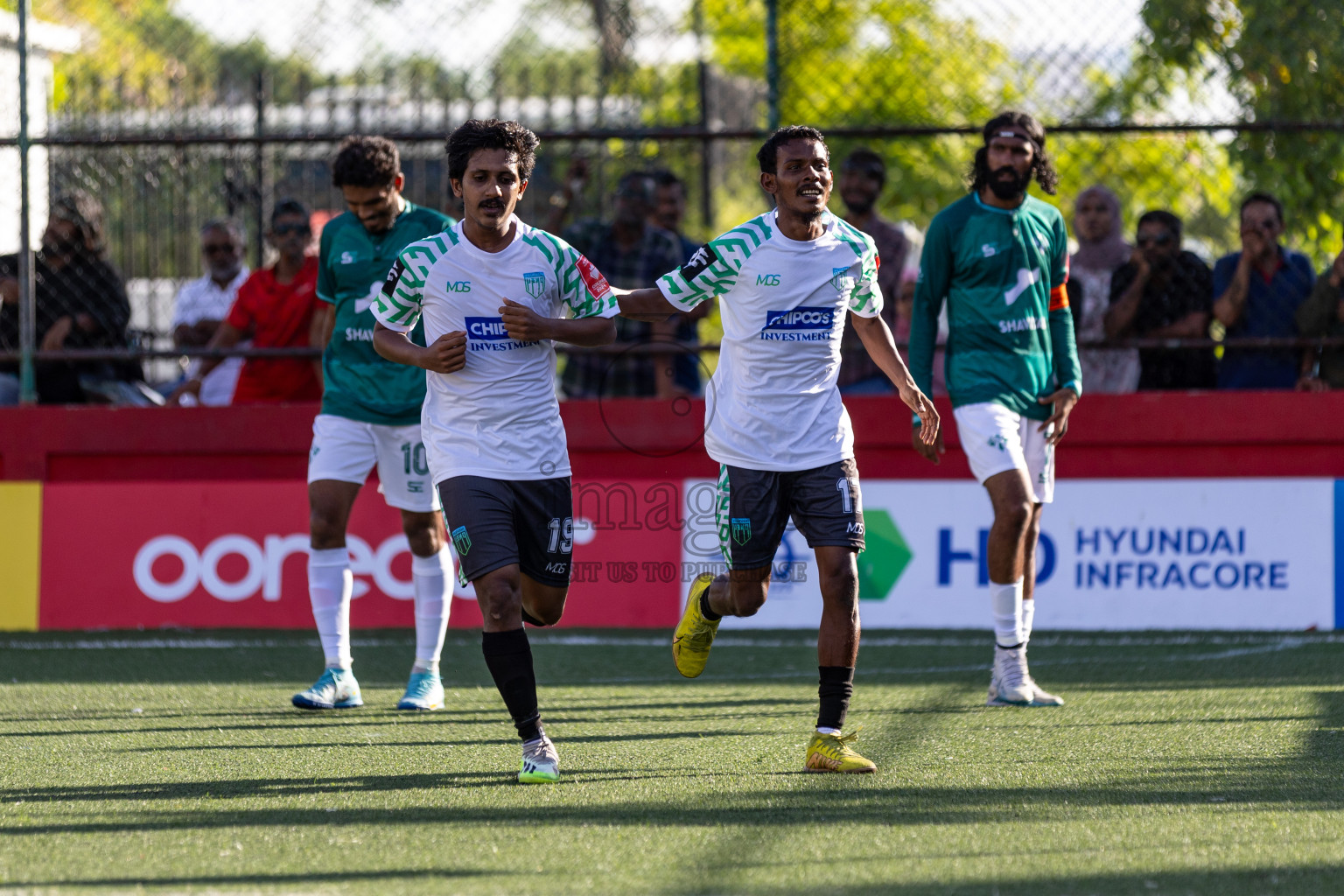 Th. Kinbidhoo vs Th. Vilufushi in Day 6 of Golden Futsal Challenge 2024 was held on Saturday, 20th January 2024, in Hulhumale', Maldives 
Photos: Hassan Simah / images.mv