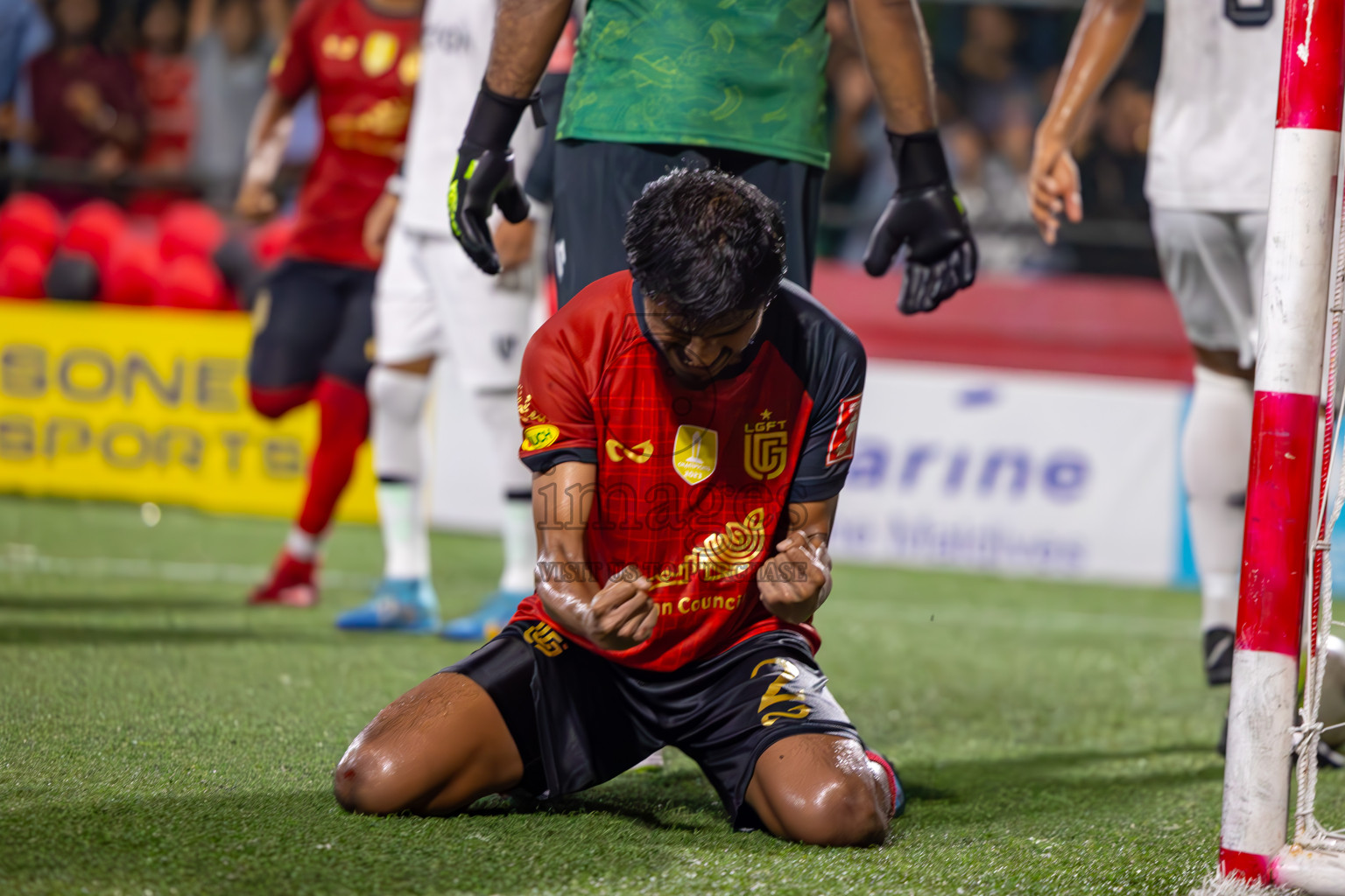 Vilimale vs L Gan in Semi Finals of Golden Futsal Challenge 2024 which was held on Friday, 1st March 2024, in Hulhumale', Maldives.
Photos: Ismail Thoriq / images.mv