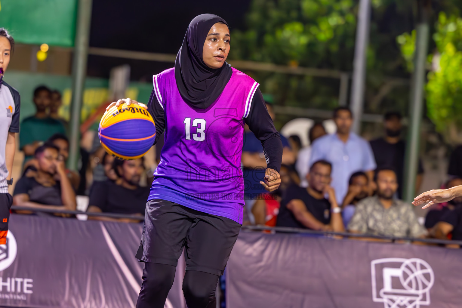 Final Day of MILO Ramadan 3x3 Challenge 2024 was held in Ekuveni Outdoor Basketball Court at Male', Maldives on Tuesday, 19th March 2024.
Photos: Ismail Thoriq / images.mv