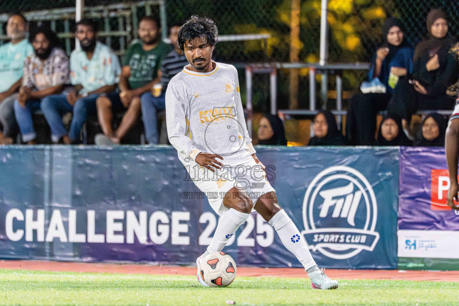 Lecrose VS BGSC in Day 4 - Fonadhoo Youth Futsal Challenge 2025 held in Fonadhoo Futsal Stadium, L. Fonadhoo, Maldives on Wednesday, 29th October 2025 Photos: Arif Rasheed / images.mv