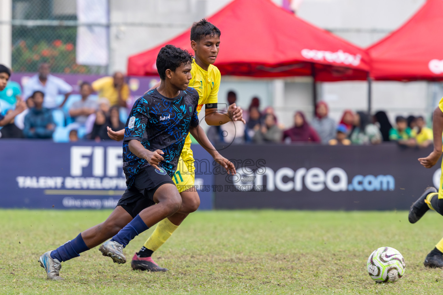 Maziya SRC vs Super United Sports (U14)  in day 6 of Dhivehi Youth League 2024 held at Henveiru Stadium on Saturday 30th November 2024. Photos: Ismail Thoriq / Images.mv