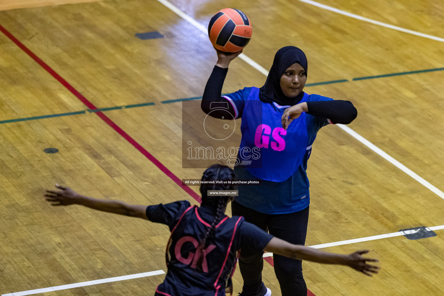 Xenith Sports Club vs Youth United Sports Club in the Milo National Netball Tournament 2022 on 18 July 2022, held in Social Center, Male', Maldives. Photographer: Shuu, Hassan Simah / Images.mv