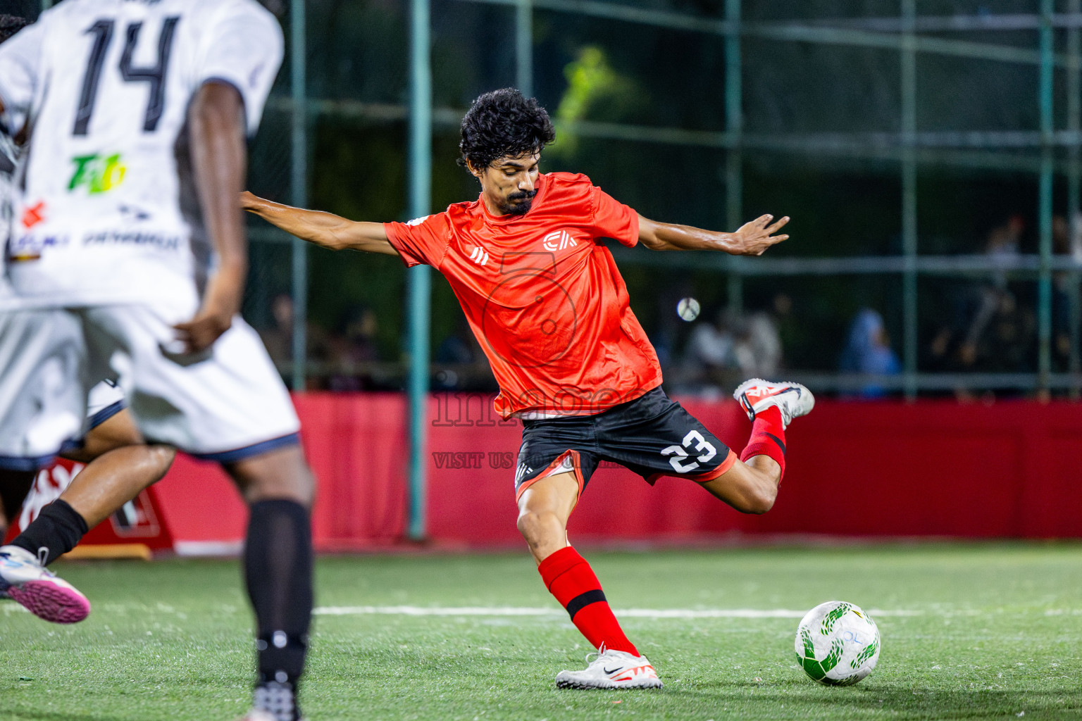 Club Aasandha vs Kulhivaru Vuzaara in Day 7 of Office League 2025 was held on Tuesday, 22nd April 2025 in Hulhumale', Maldives. Photos: Nausham Waheed / images.mv