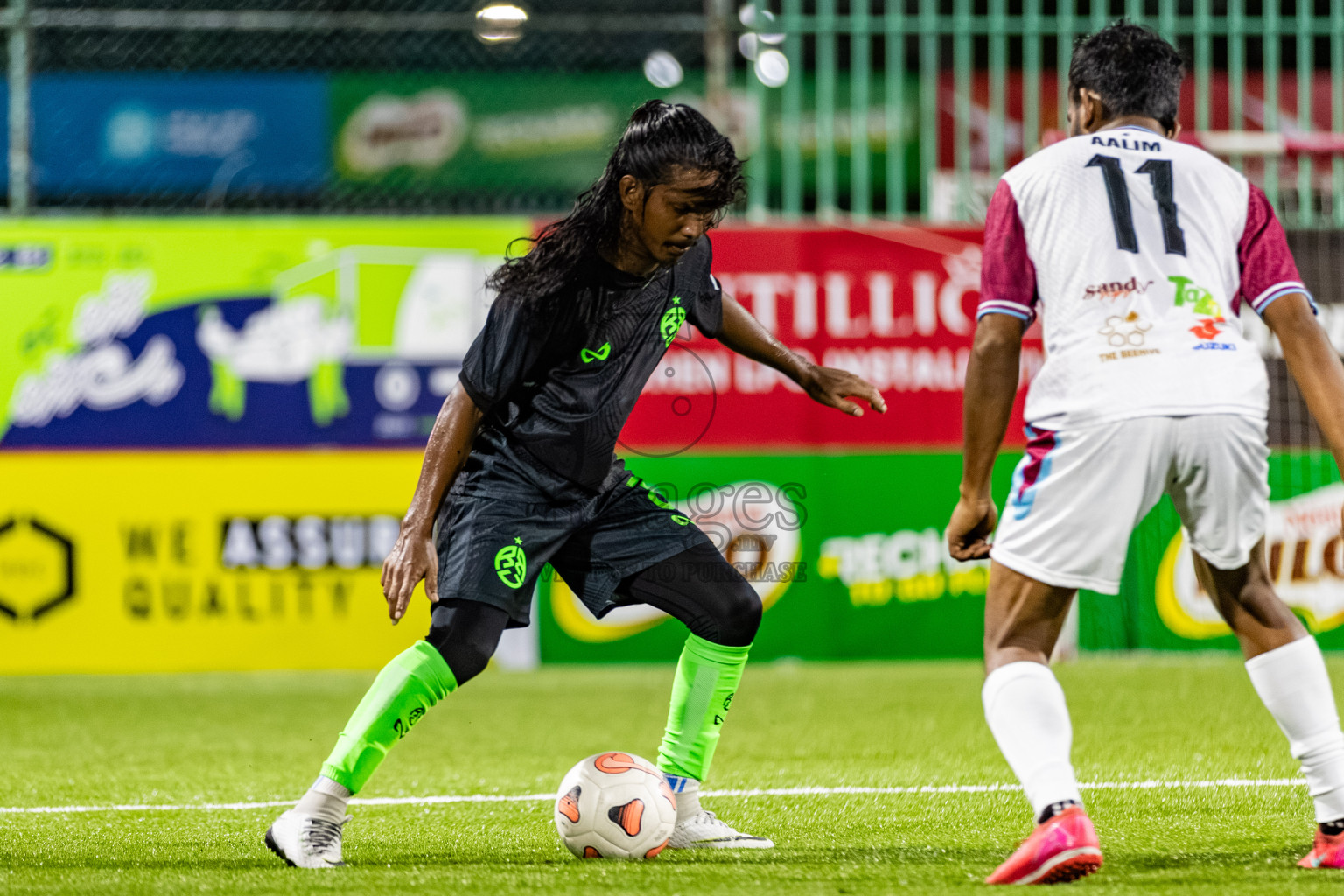 Kulhivaru Vuzara Club vs RRC in Kings Cup of Club Maldives Cup 2025 held in Rehendi Futsal Ground, Hulhumale', Maldives on Monday, 1st September 2025. Photos: Areef, Yasna / images.mv