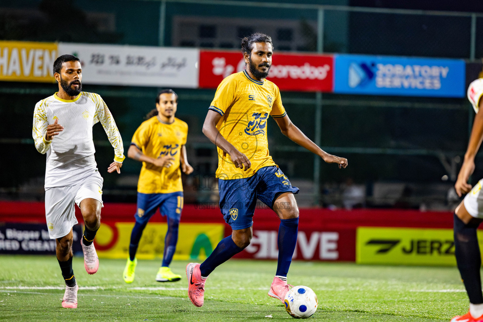 Mahchangoalhi vs Maafannu in zone round on Day 31 of Golden Futsal Challenge 2025 was held on Tuesday , 4th February 2025, in Hulhumale', Maldives. Photos: Nausham Waheed / images.mv