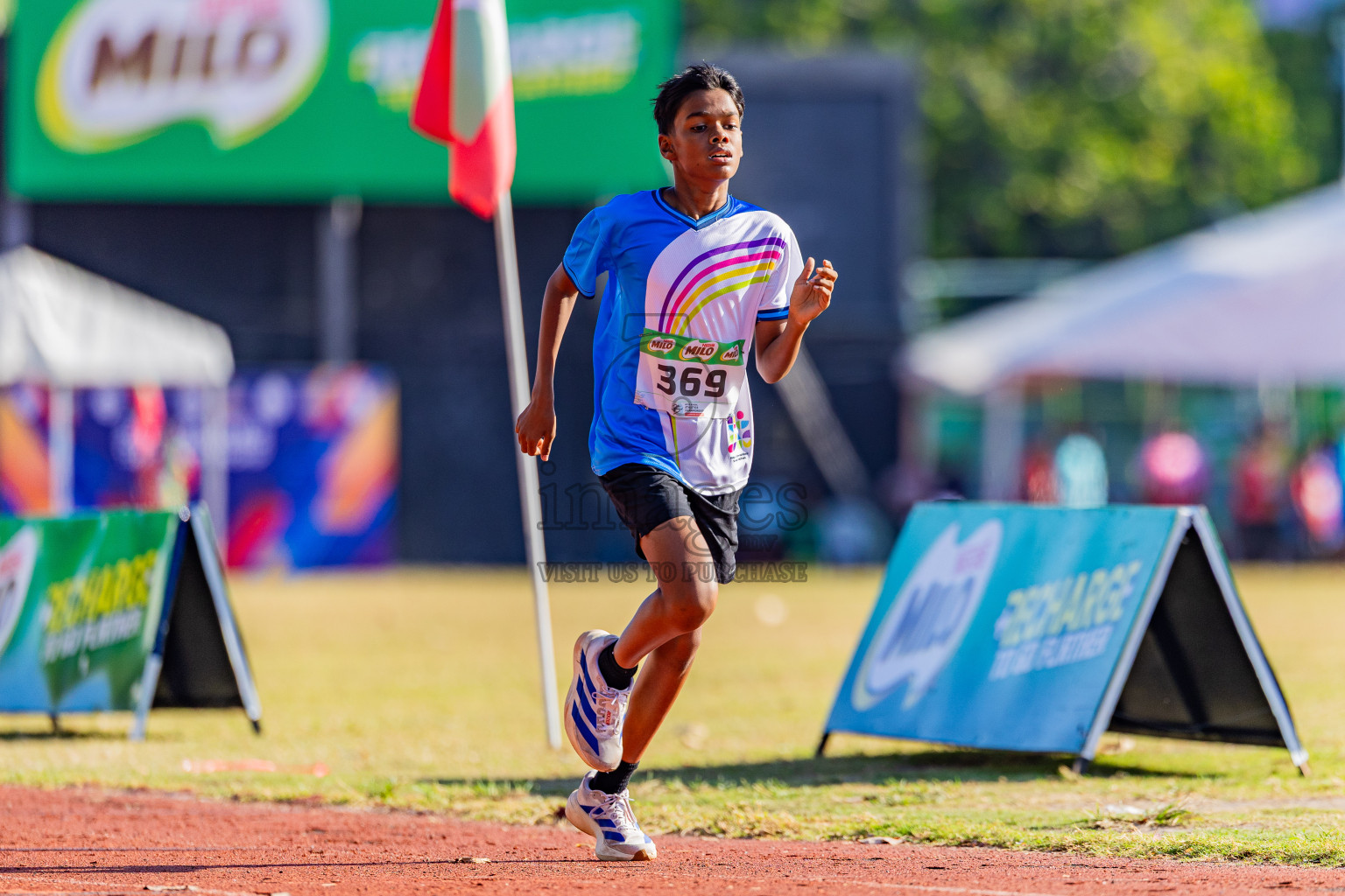 Day 1 of Inter-school Athletics Championship 2025 held in Ekuveni Synthetic Track, Male', Maldives on Monday, 06th October 2025. Photos by: Areef Adam  / Images.mv