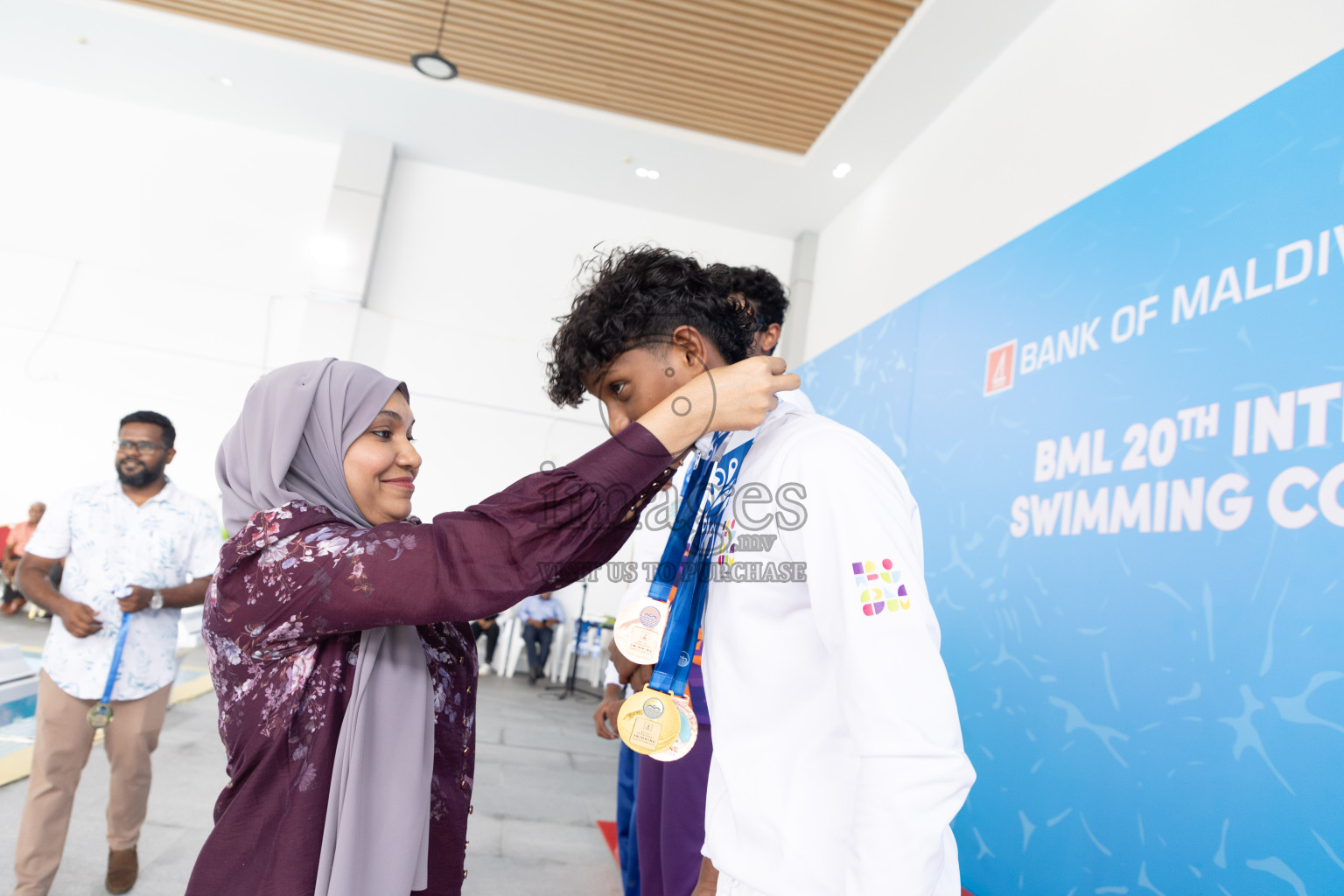 Closing ceremony of BML 20th Inter-School Swimming Competition was held in Hulhumale' Swimming Complex on Saturday, 19th October 2024. 
Photos: Ismail Thoriq