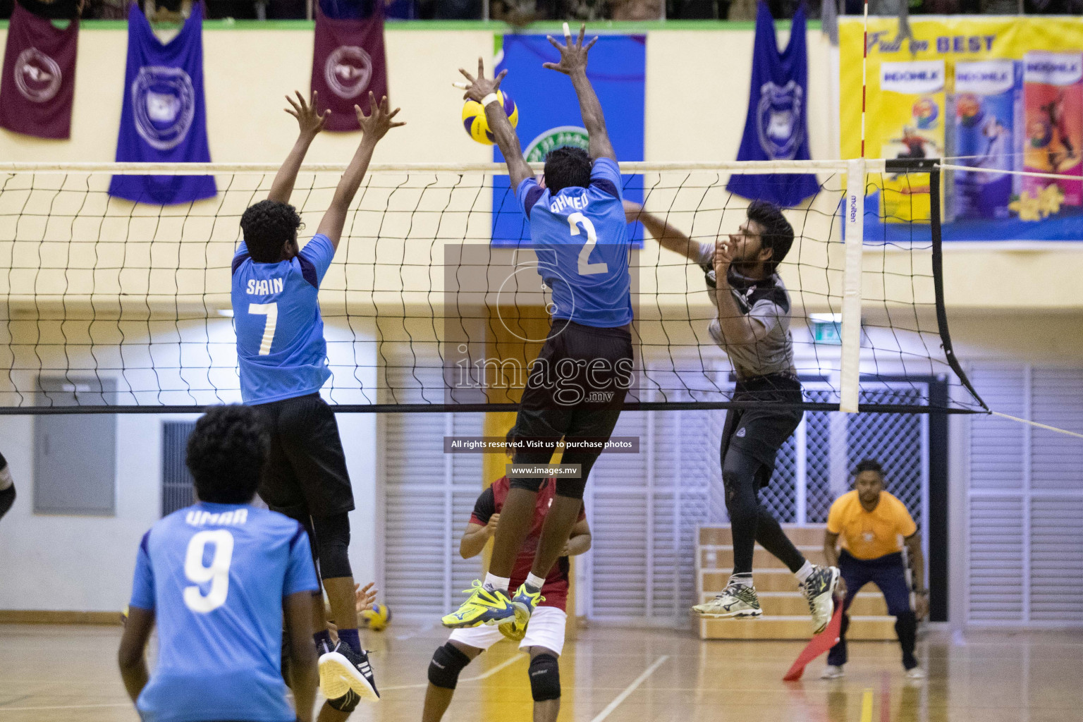 Maldives National University and Villa College in the final of Inter College Volleyball Tournament 2019 (Boys division) in Male', Maldives on Saturday, 30th March 2019 Photos: Shuaadh Abdul Sattar / images.mv
