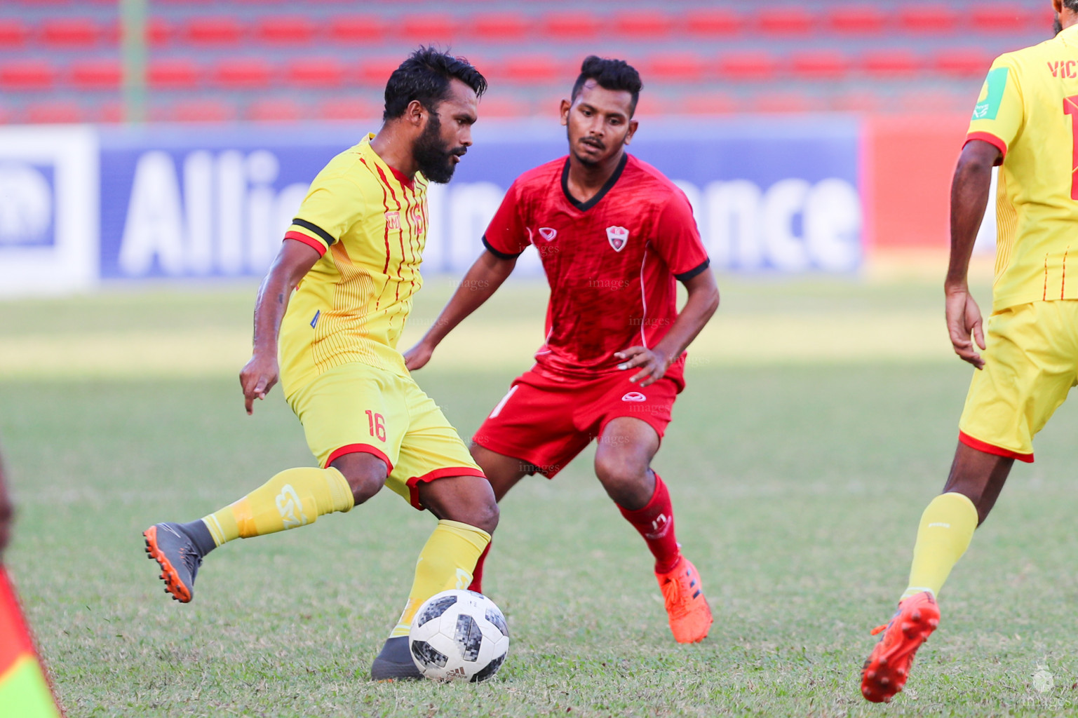 TC Sports Club vs Victory Sports Club in Dhiraagu Dhivehi Premier League 2018 in Male, Maldives, Monday  October 22, 2018. (Images.mv Photo/Suadh Abdul Sattar)