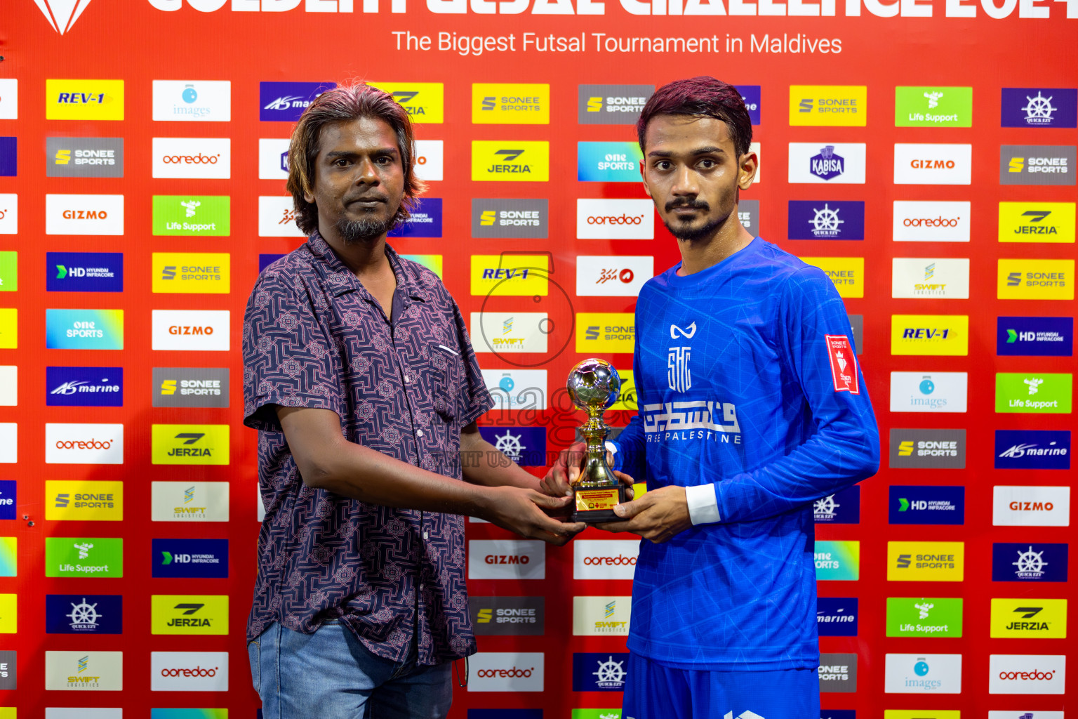 GA. Kanduhulhuhdoo VS S. Hithadhoo on Day 35 of Golden Futsal Challenge 2024 was held on Tuesday, 20th February 2024, in Hulhumale', Maldives 
Photos: Hassan Simah, / images.mv