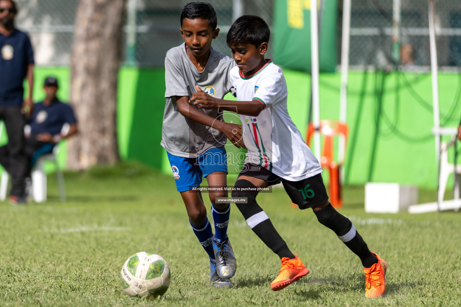 Day 1 of MILO Academy Championship 2023 (U12) was held in Henveiru Football Grounds, Male', Maldives, on Friday, 18th August 2023. Photos: Mohamed Mahfooz Moosa / images.mv