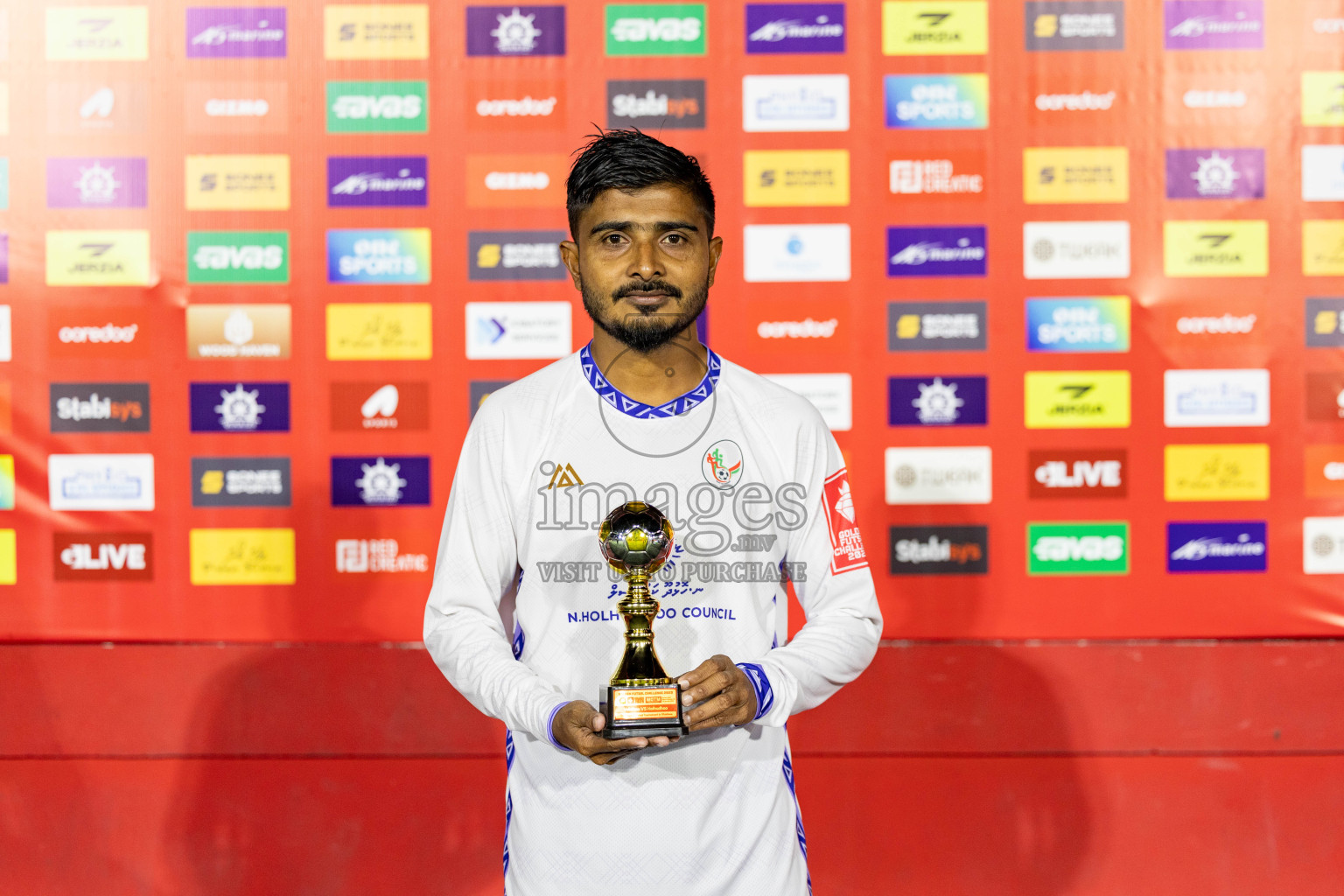 N Holhudhoo vs N Velidhoo in Day 12 of Golden Futsal Challenge 2025 was held on Thursday, 16th January 2025, in Hulhumale', Maldives.
Photos: Hassan Simah / images.mv