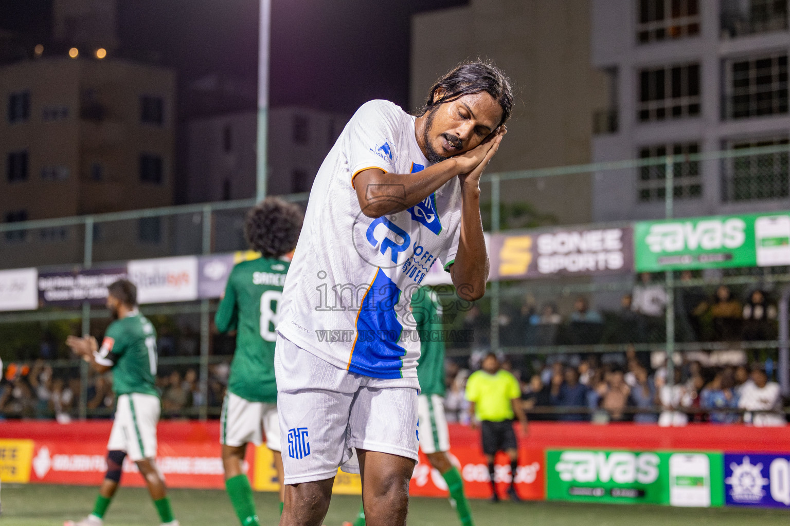 S Hithadhoo VS S MaradhooFeydhoo Atoll Round Semi-Final on Day 20 of Golden Futsal Challenge 2025 was held on Friday, 24 January 2025, in Hulhumale', Maldives. 
Photos: Hassan Simah / images.mv
