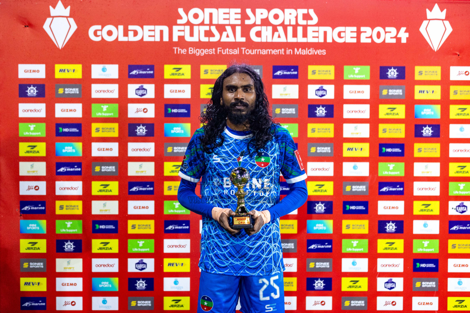 GDh. Thinadhoo  VS  GDh. Gadhdhoo in Day 17 of Golden Futsal Challenge 2024 was held on Wednesday, 31st January 2024, in Hulhumale', Maldives Photos: Hassan Simah / images.mv