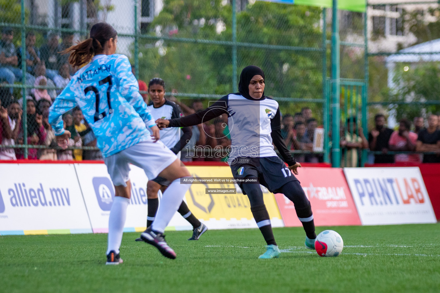 MPL vs DSC in Eighteen Thirty Women's Futsal Fiesta 2022 was held in Hulhumale', Maldives on Monday, 17th October 2022. Photos: Hassan Simah, Mohamed Mahfooz Moosa / images.mv