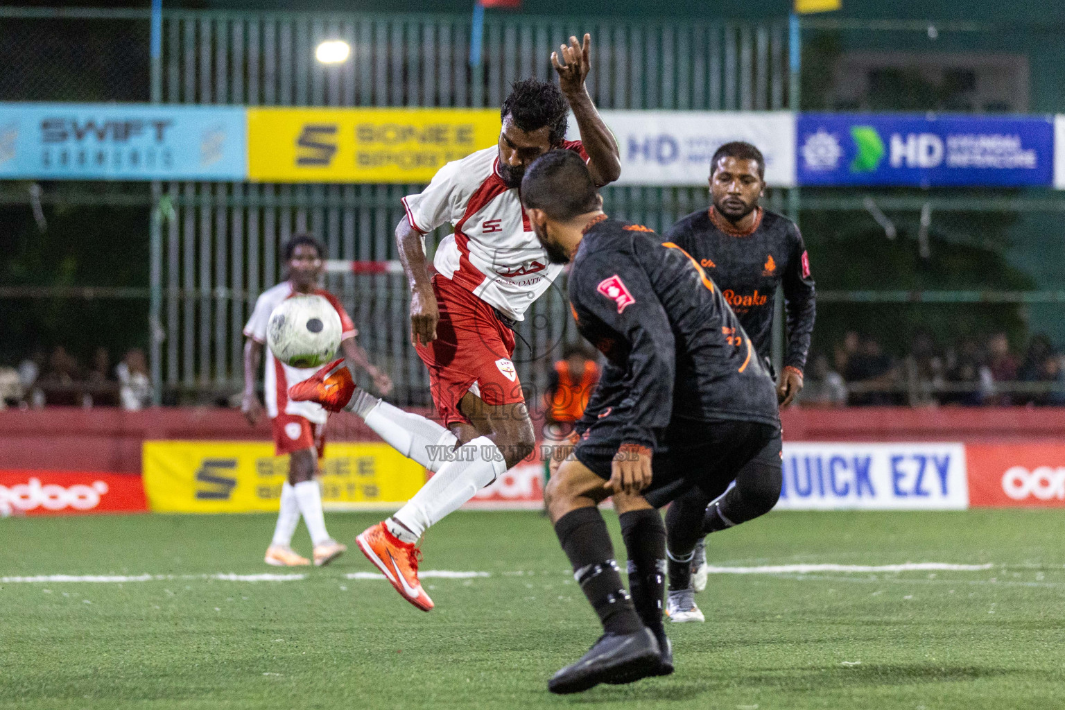 L Hithadhoo VS L Mundoo in Day 12 of Golden Futsal Challenge 2024 was held on Friday, 26th January 2024, in Hulhumale', Maldives Photos: Nausham Waheed / images.mv