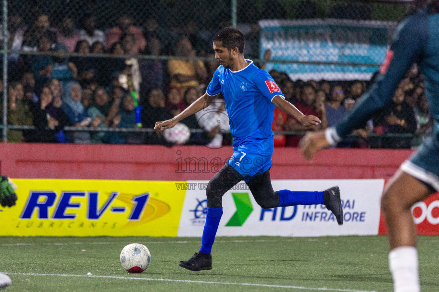 R Dhuvaafaru vs R Alifushi in Day 18 of Golden Futsal Challenge 2024 was held on Thursday, 1st February 2024, in Hulhumale', Maldives Photos: Nausham Waheed, / images.mv