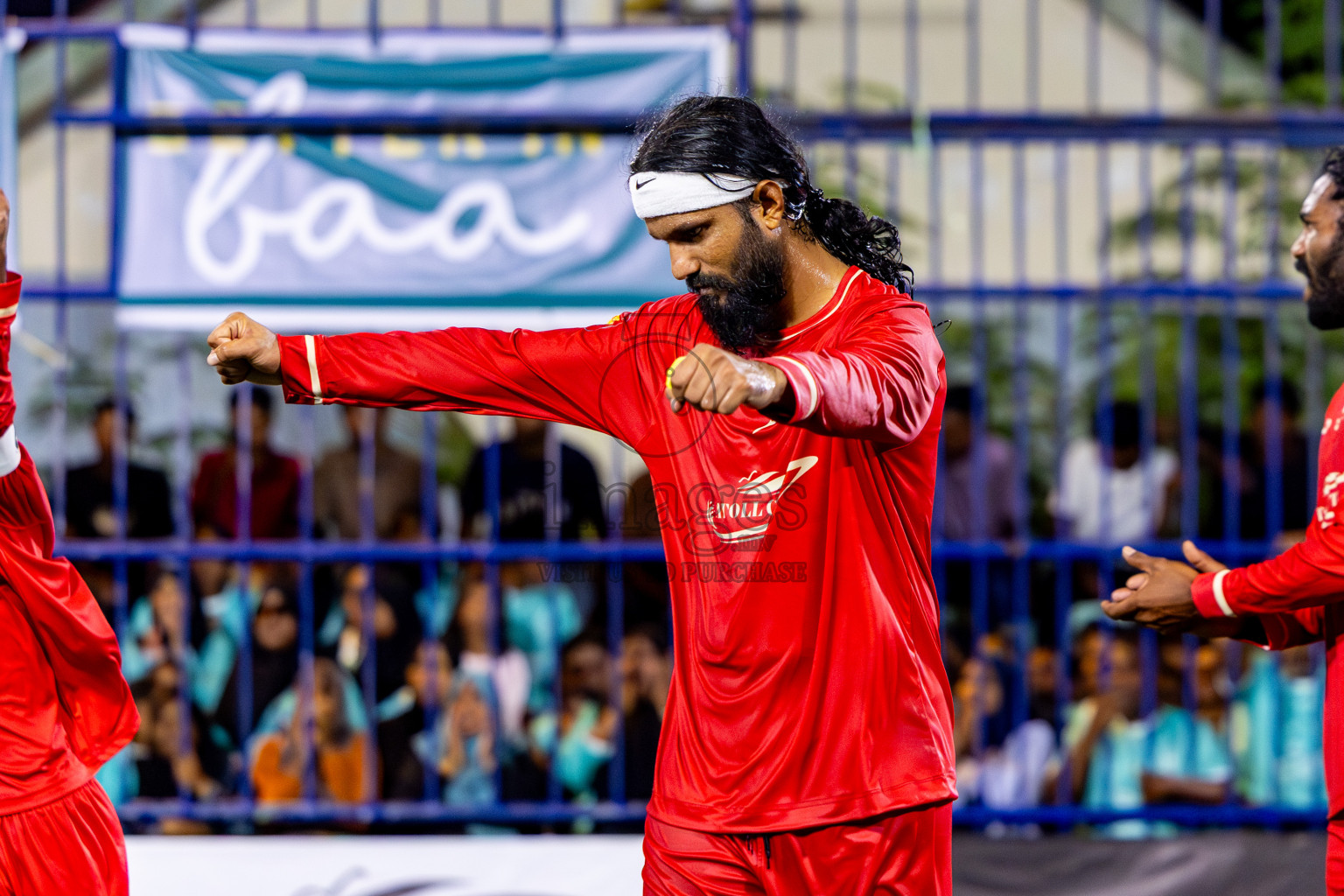 Goidhoo vs Dhonfan in Quater Finals of Better in Baa Futsal Fiesta 2025 Men's division held in B. Eydhafushi, Maldives on Thursday, 13th November 2025. Photos: Nausham Waheed / images.mv