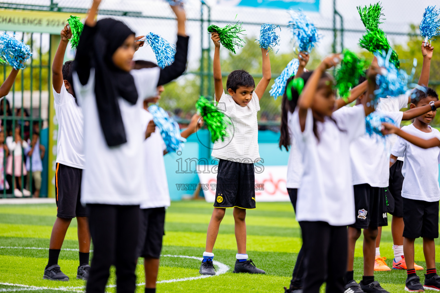 Raiymandhoo FC vs Dee Cee Jay SC in Day 1 of Laamehi Dhiggaru Ekuveri Futsal Challenge 2024 was held on Friday, 26th July 2024, at Dhiggaru Futsal Ground, Dhiggaru, Maldives Photos: Nausham Waheed / images.mv