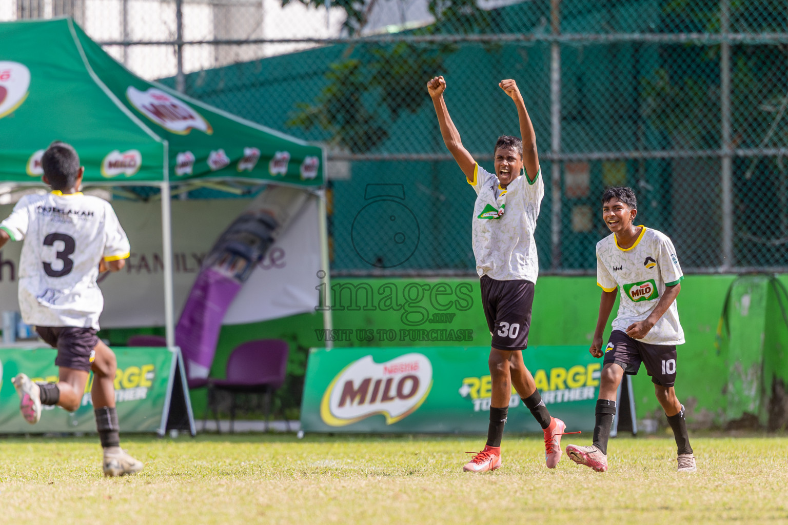 Day 4 of MILO Academy Championship 2025 (U14) was held on Sunday, 2nd November 2025 at Henveiru Football Grounds, Male', Maldives . 
Photos: Ismail Thoriq / images.mv