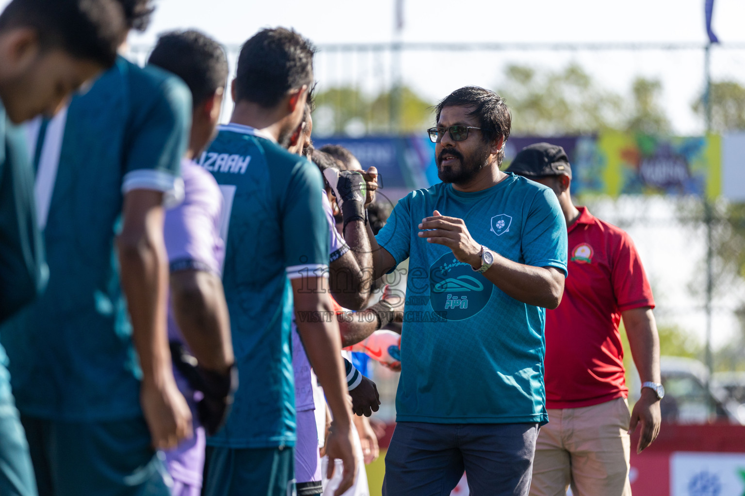 R Dhuvaafaru VS R Hulhudhuffaaru in Day 13 of Golden Futsal Challenge 2024 was held on Saturday, 27th January 2024, in Hulhumale', Maldives Photos: Nausham Waheed / images.mv