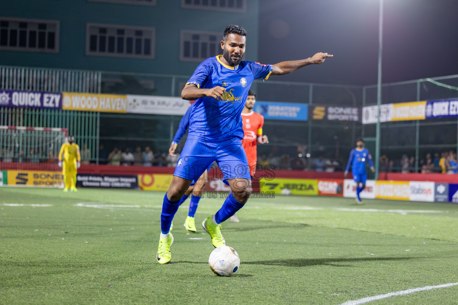 HA Filladhoo vs HA Baarah in Day 13 of Golden Futsal Challenge 2025 was held on Friday, 17th January 2025, in Hulhumale', Maldives 
Photos: Hassan Simah / images.mv