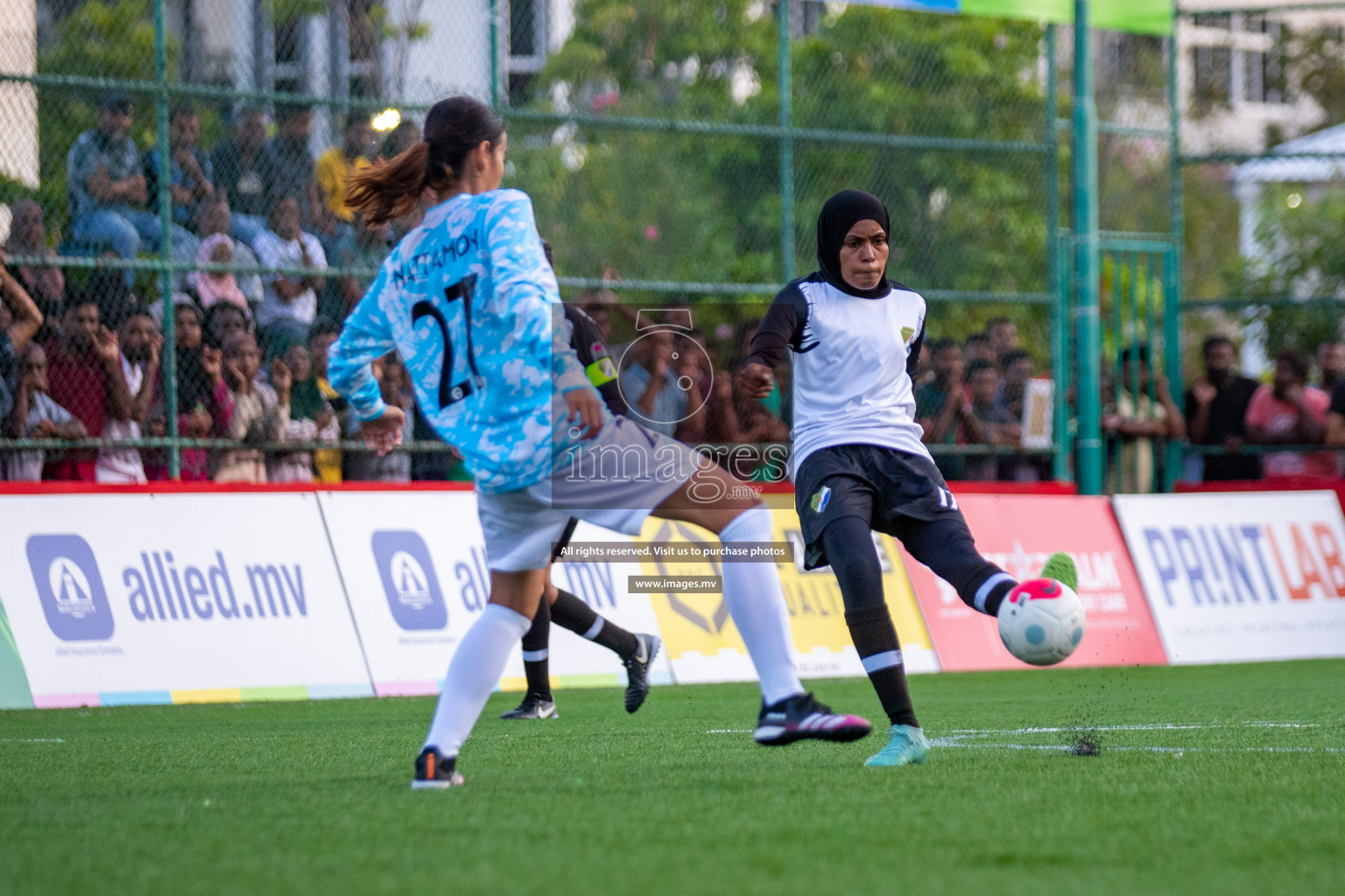 MPL vs DSC in Eighteen Thirty Women's Futsal Fiesta 2022 was held in Hulhumale', Maldives on Monday, 17th October 2022. Photos: Hassan Simah, Mohamed Mahfooz Moosa / images.mv