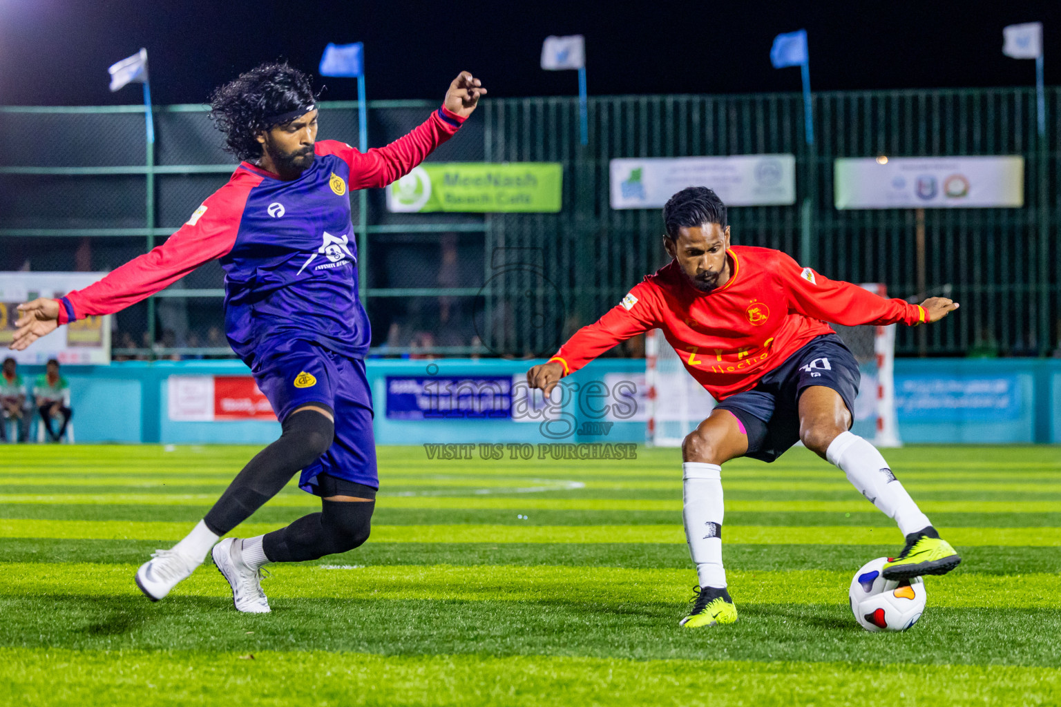 Fools SC vs Kovigoani in Day 1 of Laamehi Dhiggaru Ekuveri Futsal Challenge 2024 was held on Friday, 26th July 2024, at Dhiggaru Futsal Ground, Dhiggaru, Maldives Photos: Nausham Waheed / images.mv