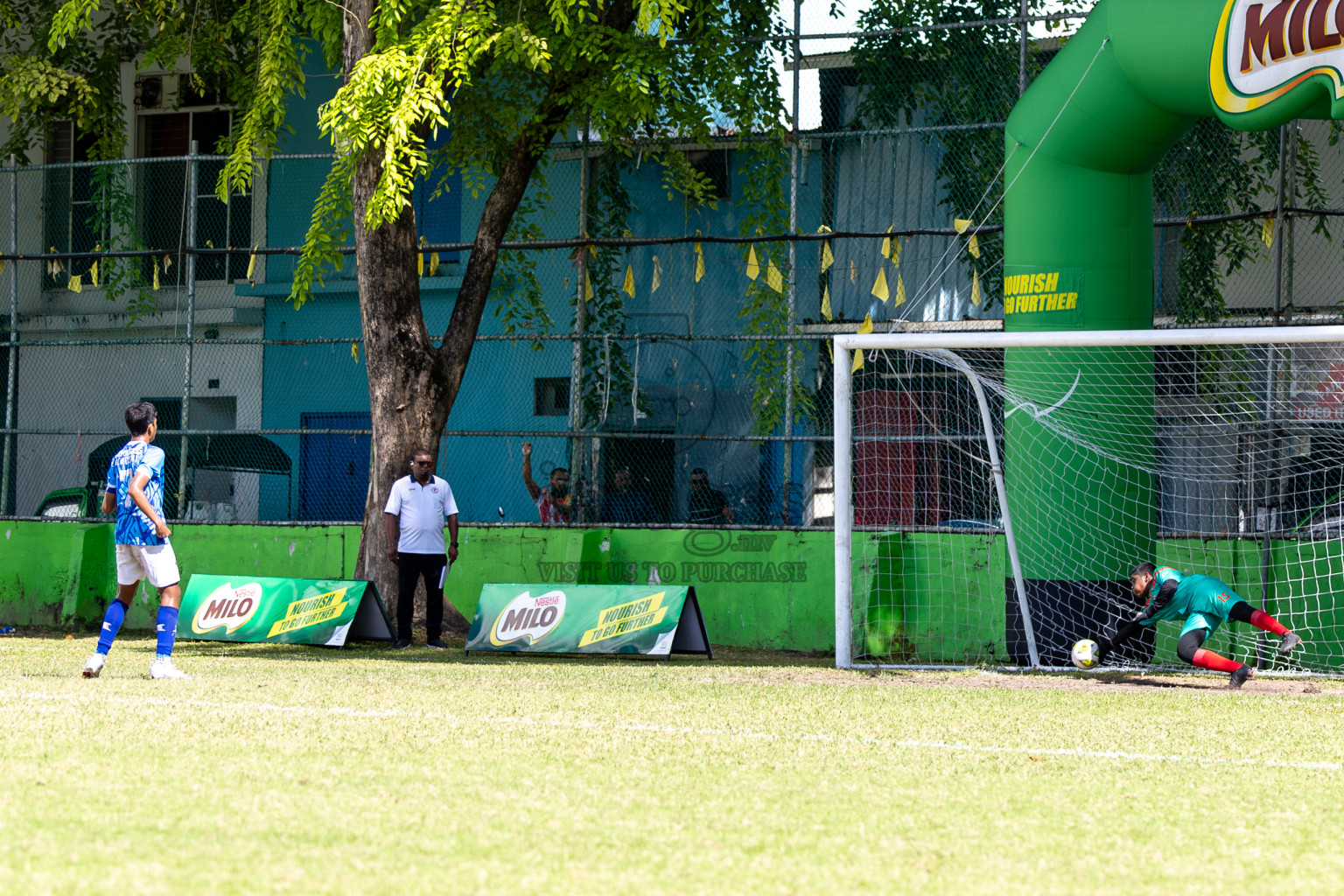 Day 4 of MILO Academy Championship 2024 (U-14) was held in Henveyru Stadium, Male', Maldives on Sunday, 3rd November 2024. 
Photos: Hassan Simah / Images.mv