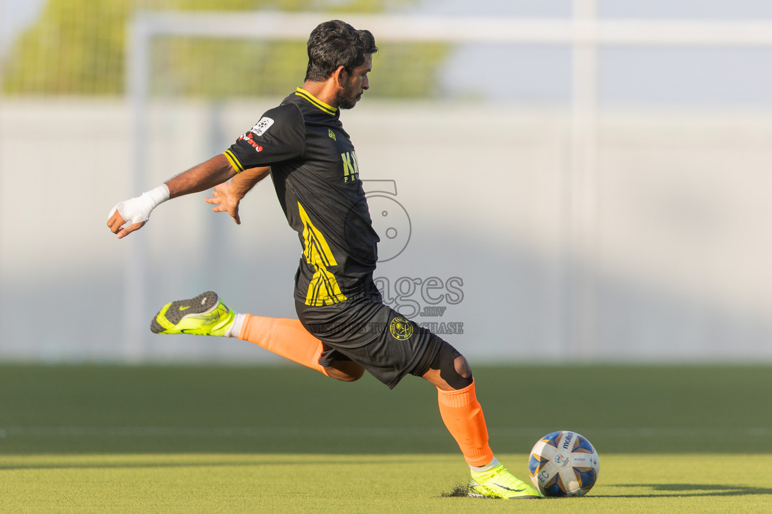 Velaa Sports Club vs Team Middle East in Day 3 of Eydhafushi Cup 2025 held in Eydhafushi Football Stadium at B. Eydhafushi, Maldives on Sunday, 7th September 2025. Photos: Arif Rasheed / images.mv