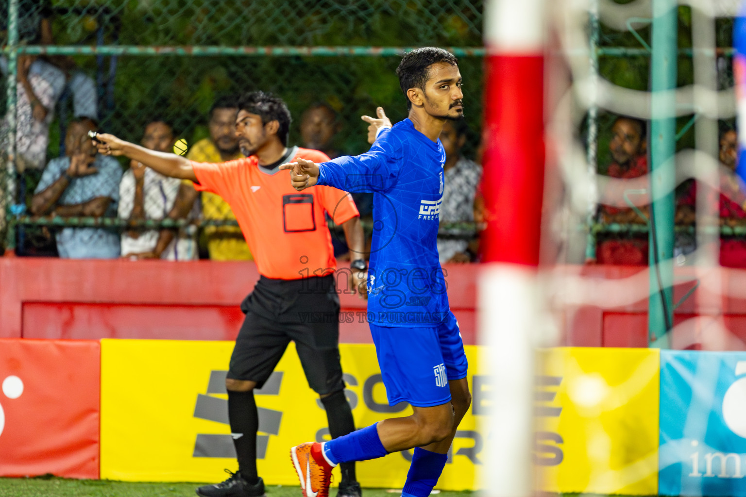 GA. Kanduhulhuhdoo VS S. Hithadhoo on Day 35 of Golden Futsal Challenge 2024 was held on Tuesday, 20th February 2024, in Hulhumale', Maldives 
Photos: Hassan Simah, / images.mv