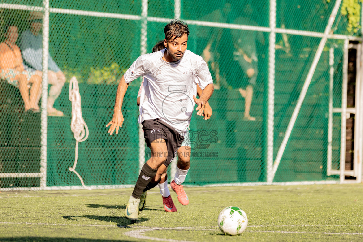Resort League 2025 Raa Zone - Final Match
Joali vs kothaifaru in Resort League 2025 (Raa Zone) was held on Thursday, 21th august 2025 in JOALI Maldives Resort, Raa Atoll, Maldives. Photos: Areef Adam / images.mv