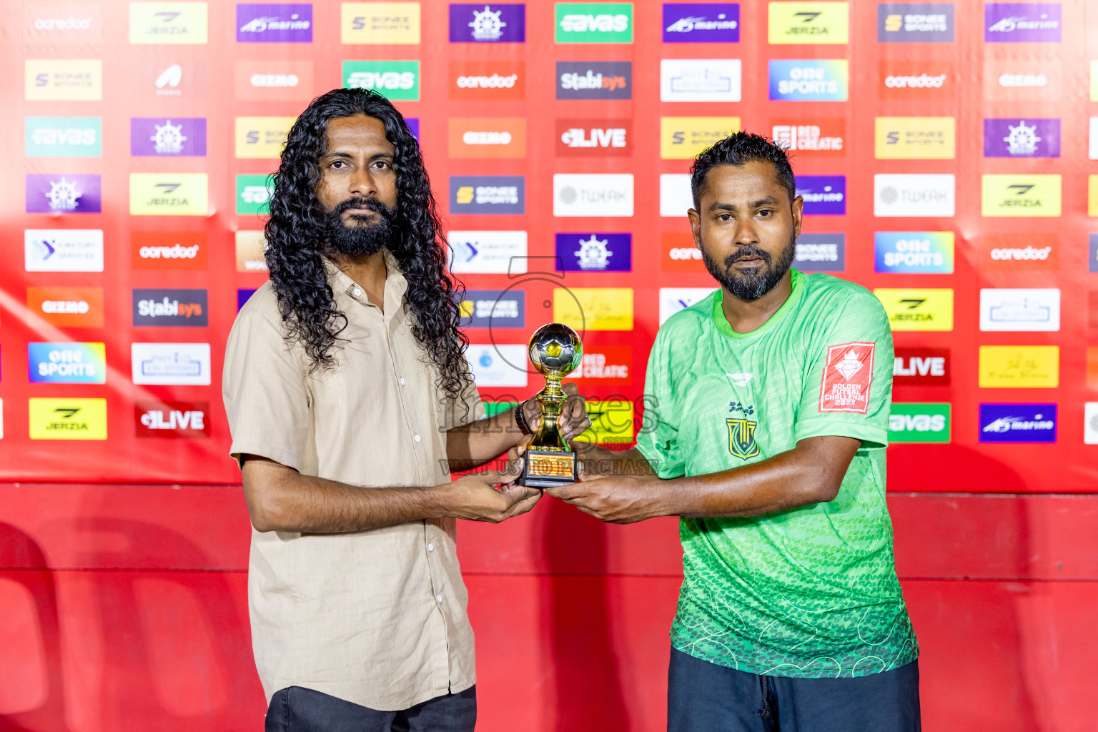 HDH Kumundhoo vs Hdh Vaikaradhoo in Day 5 of Golden Futsal Challenge 2025 on Thursday, 9th January 2025, in Hulhumale', Maldives Photos: Nausham waheed / images.mv