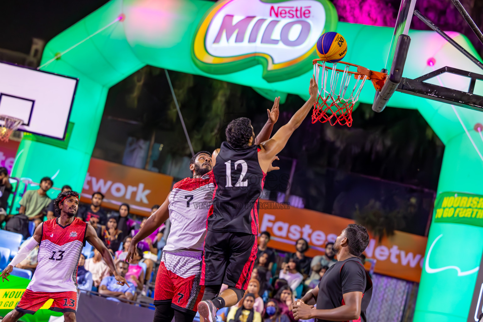 Final Day of MILO Ramadan 3x3 Challenge 2024 was held in Ekuveni Outdoor Basketball Court at Male', Maldives on Tuesday, 19th March 2024.
Photos: Ismail Thoriq / images.mv