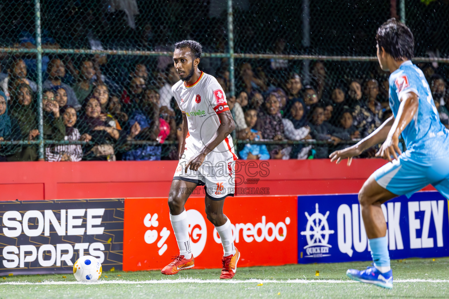 HA Dhidhdhoo vs HA Maarandhoo in Haa Alifu Atoll Semi Final on Day 23 of Golden Futsal Challenge 2025 was held on Monday , 27th January 2025, in Hulhumale', Maldives.
Photos: Ismail Thoriq / images.mv